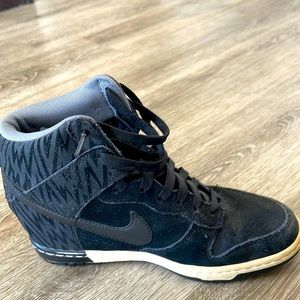 Women Nike high tops